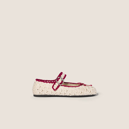 Ivory/Raspberry